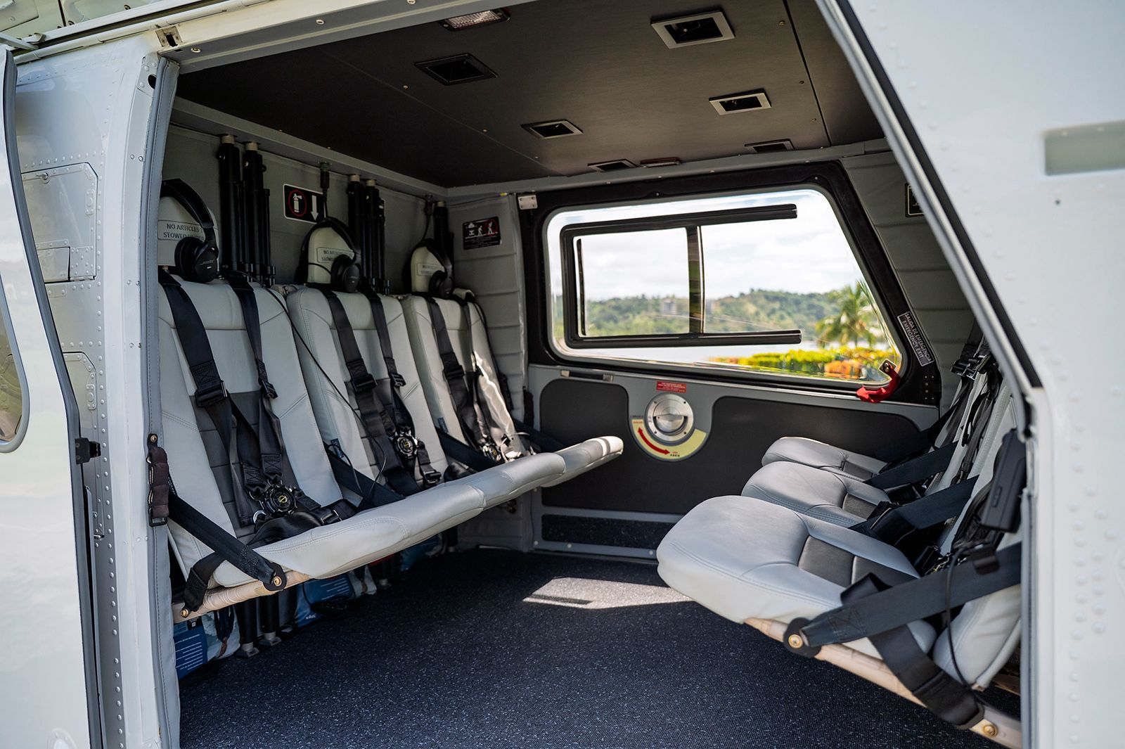 Private aviation experience photo 13